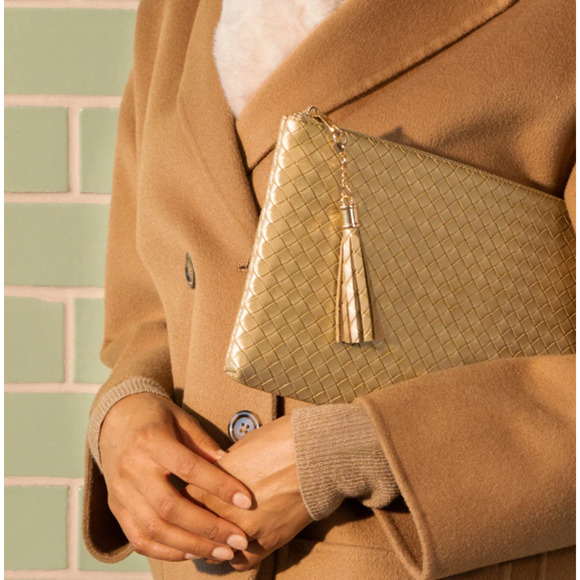 VIRGINIA WOLF Mimi Woven Pouch Metallic Gold Vegan Leather Curateur Rachel Zoe - Picture 4 of 8